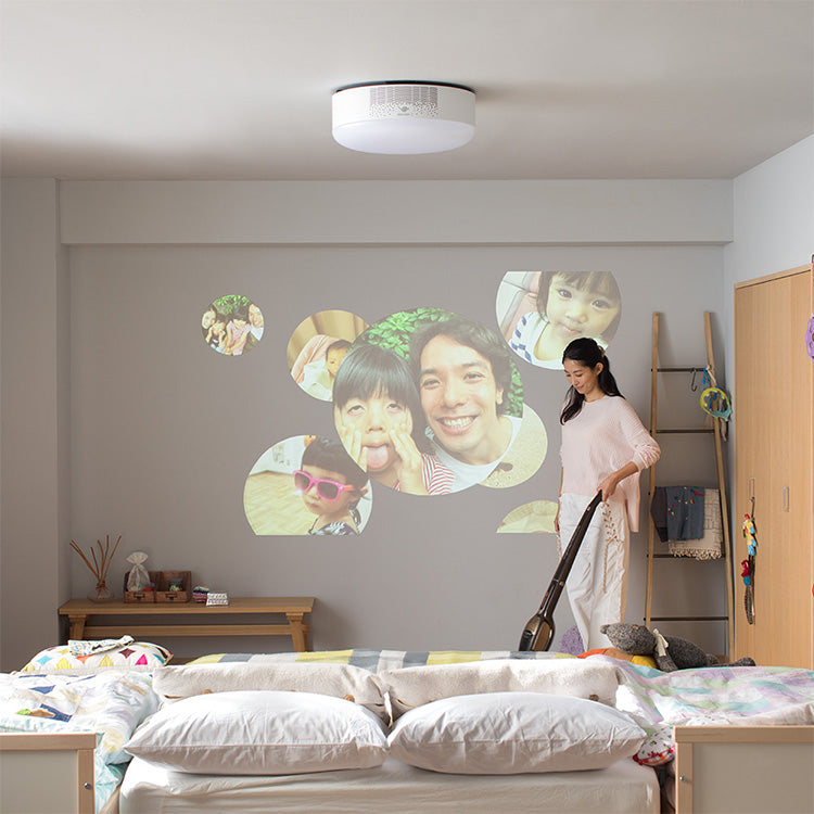 Aladdin X2 Plus(アラジン エックスツー プラス) 迫力の大画面で豊富なコンテンツを視聴できる照明一体型3in1プロジェクター